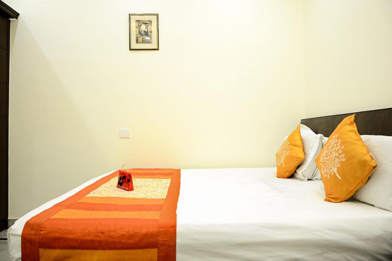 Centra Inn Yeni Delhi Dış mekan fotoğraf