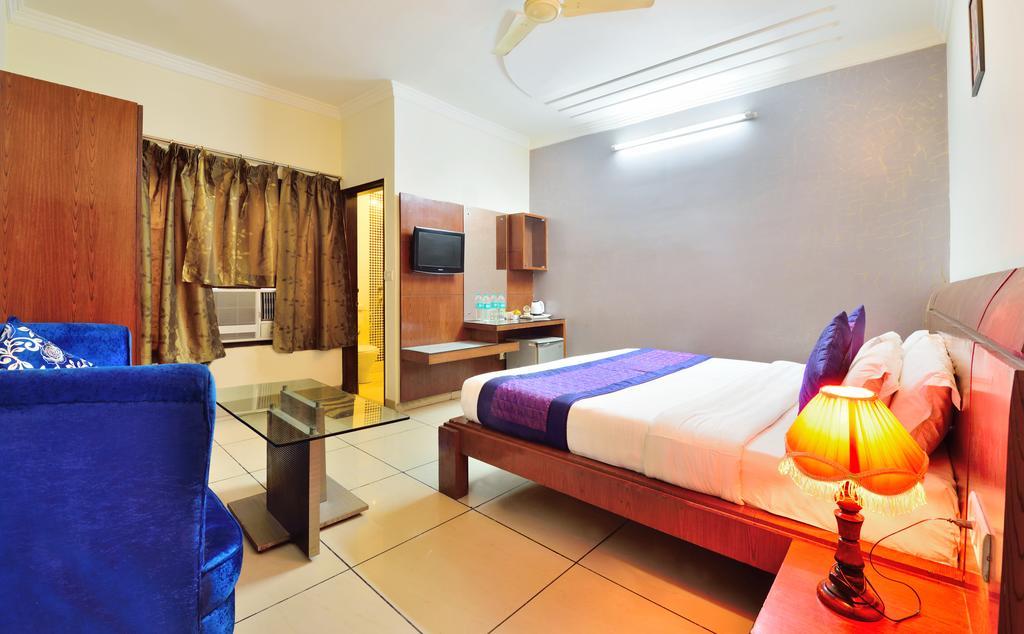 Centra Inn Yeni Delhi Dış mekan fotoğraf