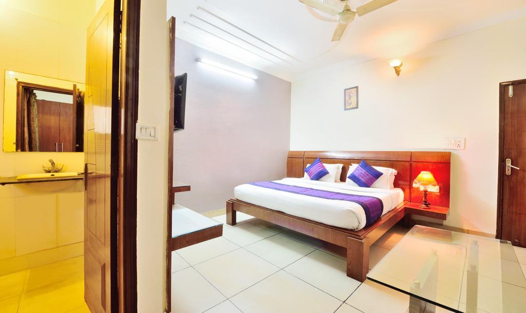 Centra Inn Yeni Delhi Dış mekan fotoğraf