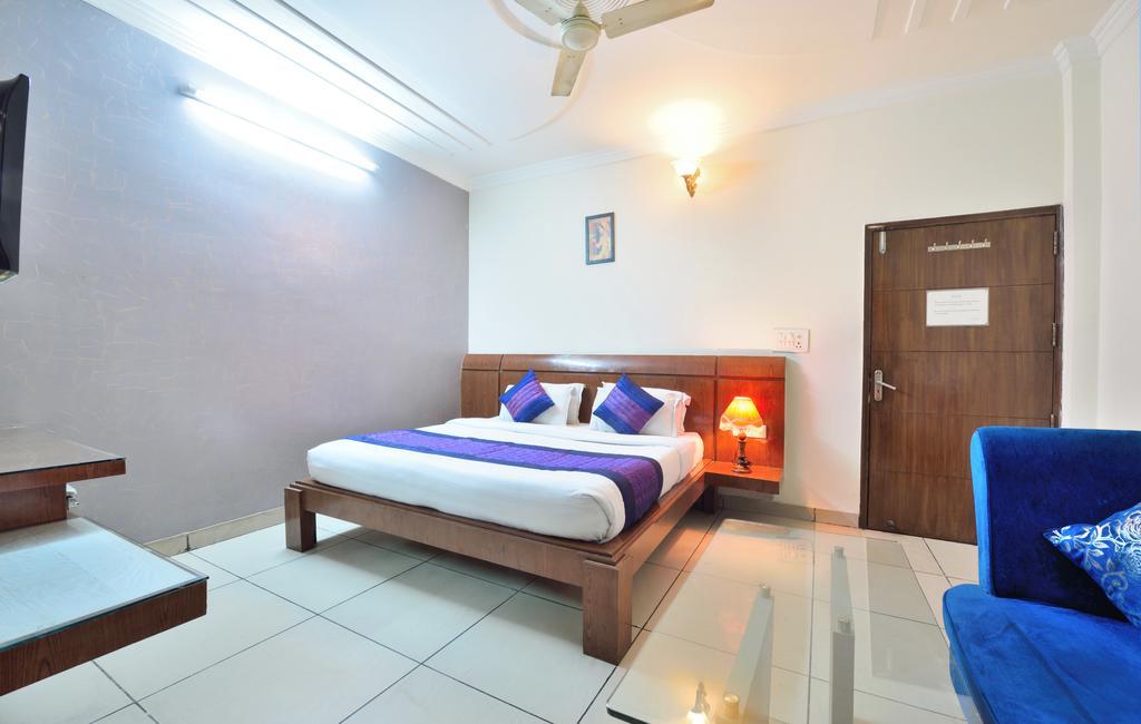 Centra Inn Yeni Delhi Dış mekan fotoğraf